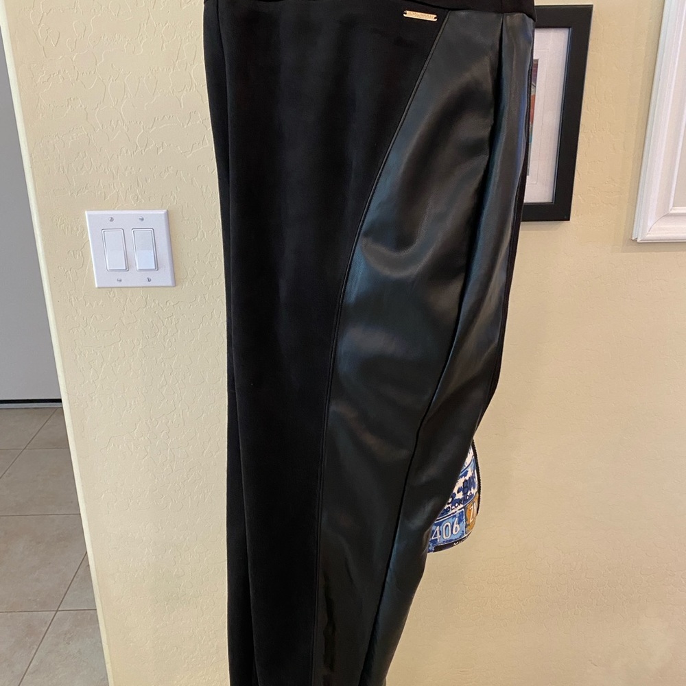 Marc New York Andrew Marc blk pants w/faux leather on sides 3X NWOT slip on soft